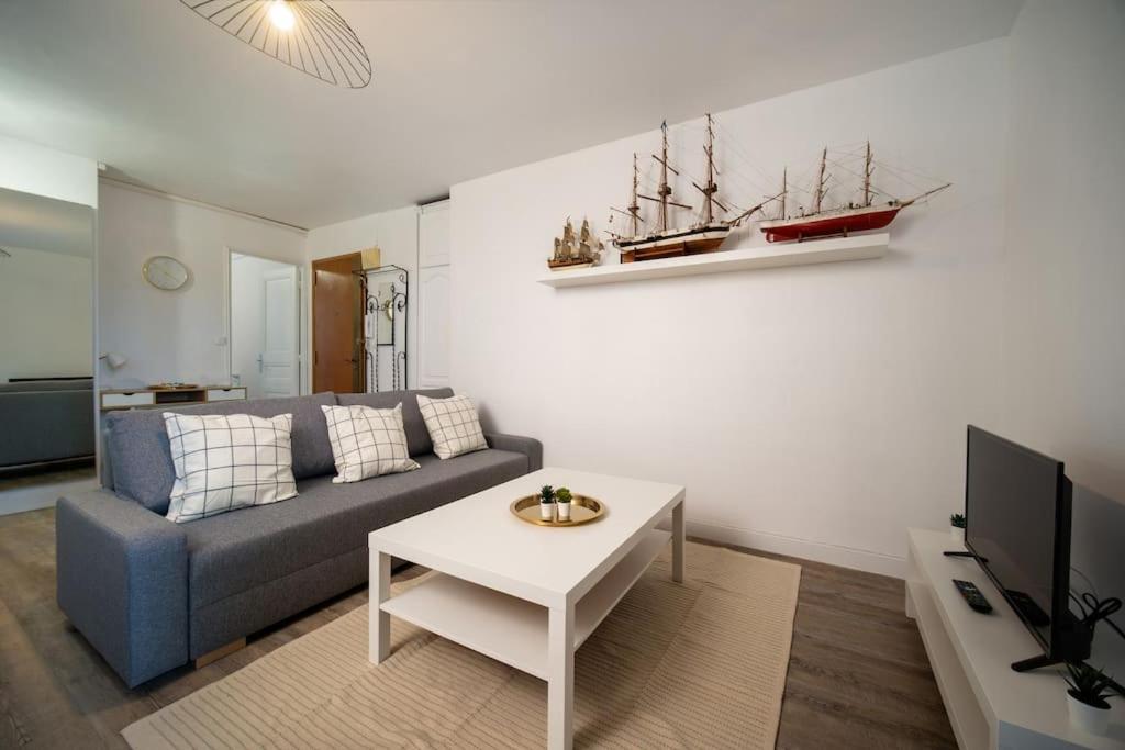Fully Equipped Apartment Balcony Sleeps 7 Wifi Marsella Exterior foto